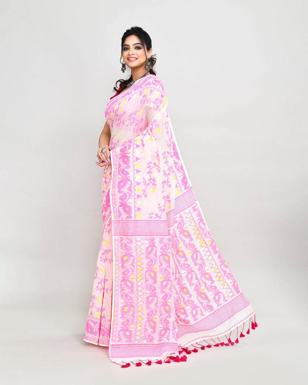 Off White and Pink Cotton Silk Jamdani Saree
