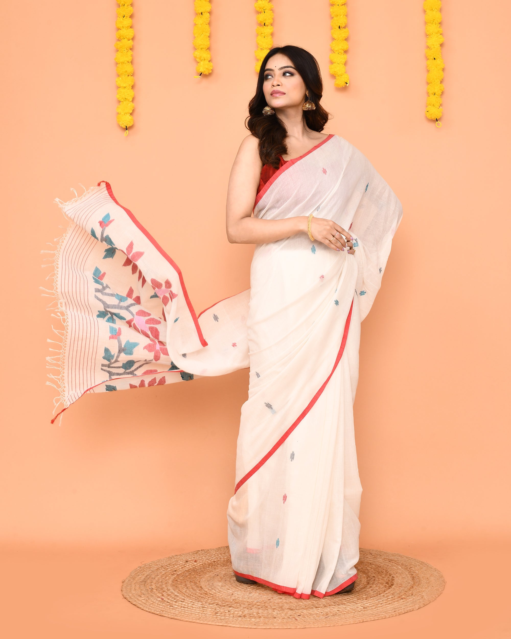 White Cotton Jamdani Saree Handloom Summer Ethnic Wear