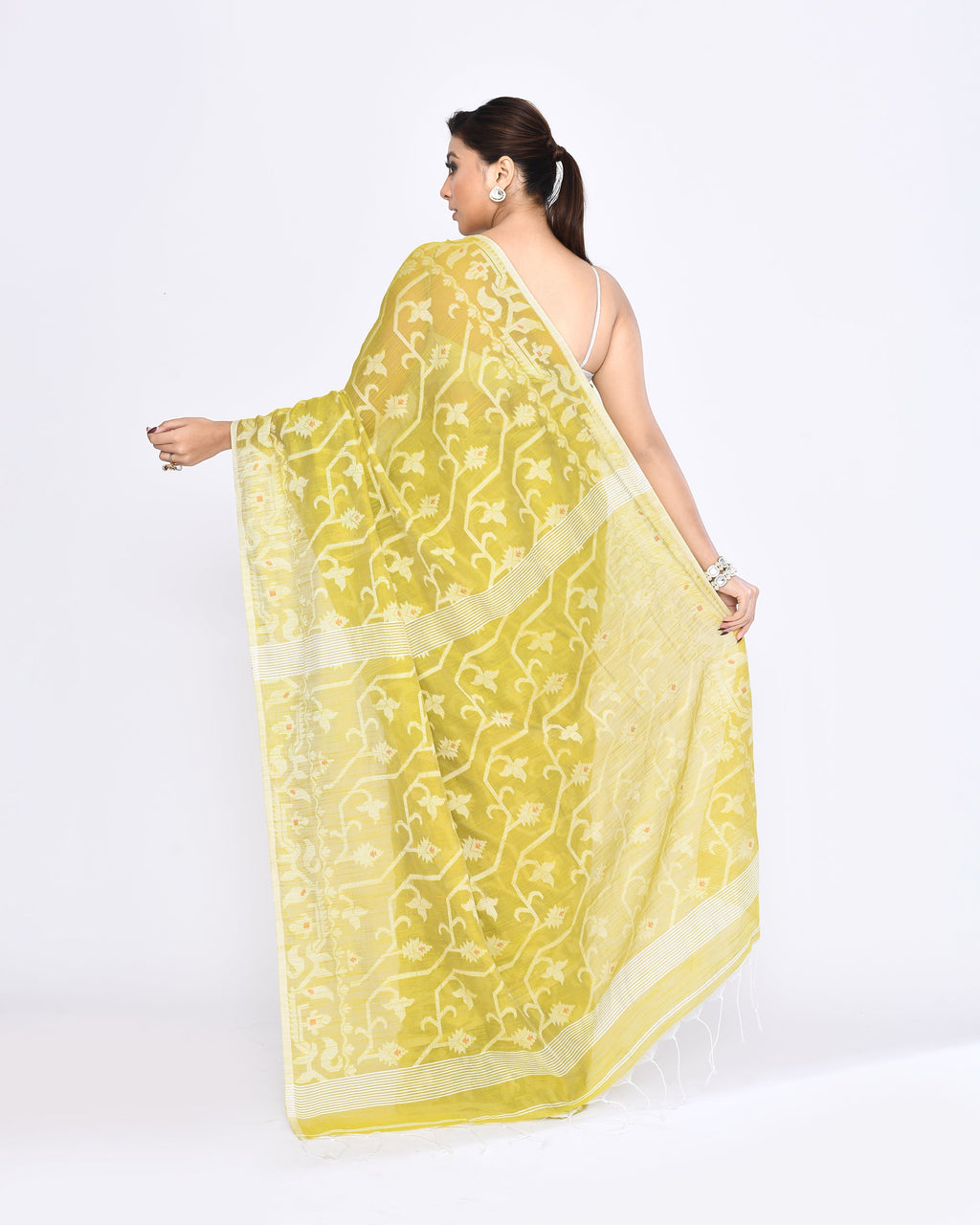 Straw Embellished Cotton Blend Jamdani Saree for Women