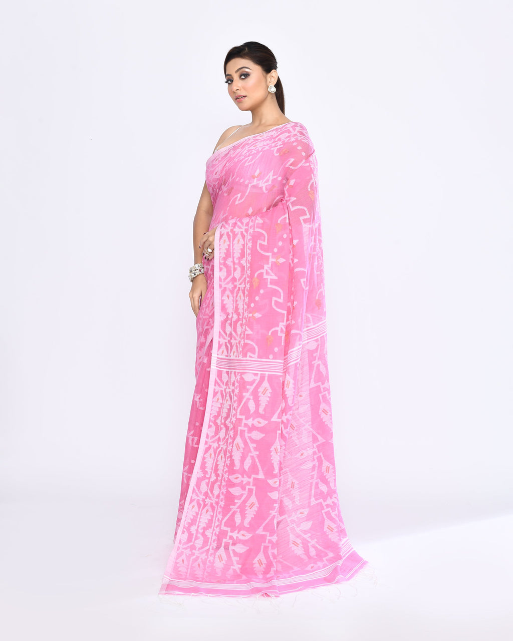 Pink Embellished Cotton Blend Jamdani Saree