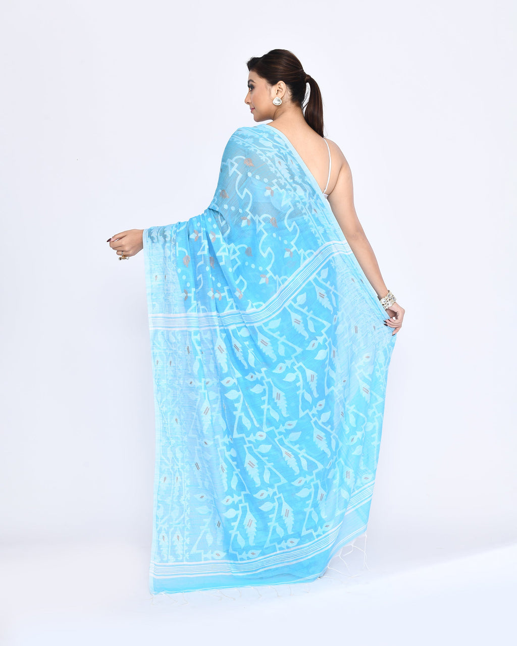 Turquoise Embellished Cotton Blend Jamdani Saree for Women