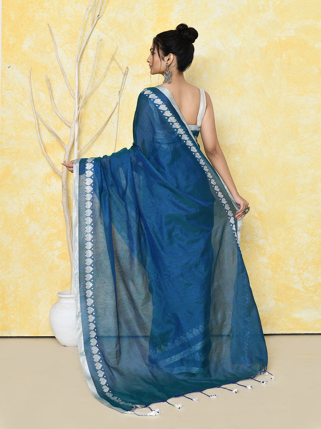 Piyari Fashion Women's Love Border Navy Blue Tissue Saree With Blouse Piece