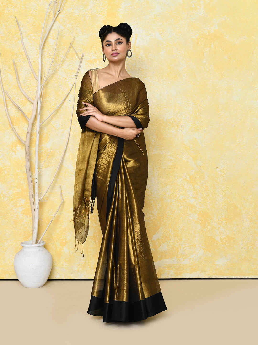 Piyari Fashion Women's Gold Organic Tissue Saree With Blouse Piece