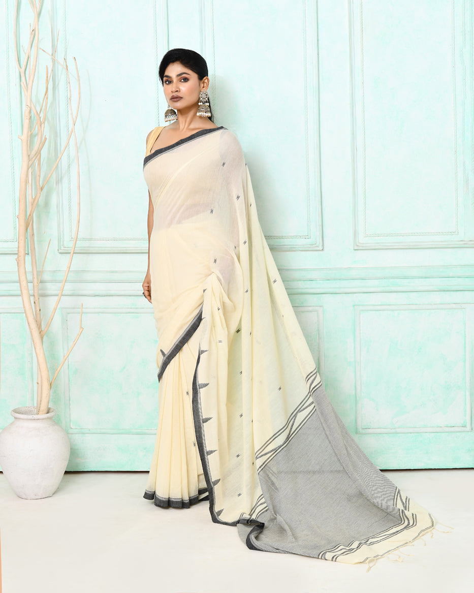 Off White Cotton Handloom Jamdani Saree with Matching Blouse