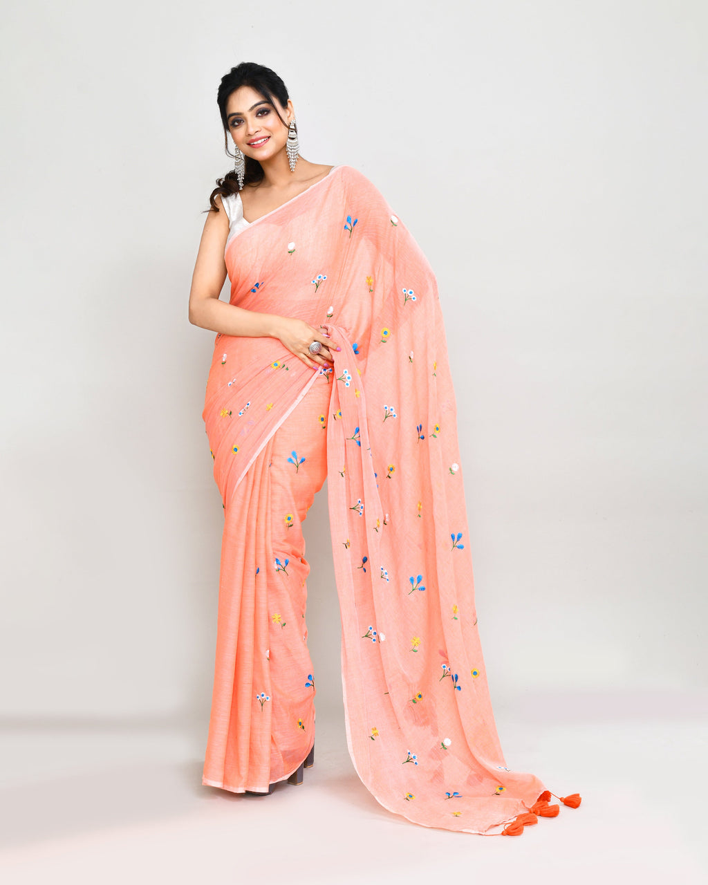 Women's Salmon Exclusive Embroidered Cotton Saree with Tassels