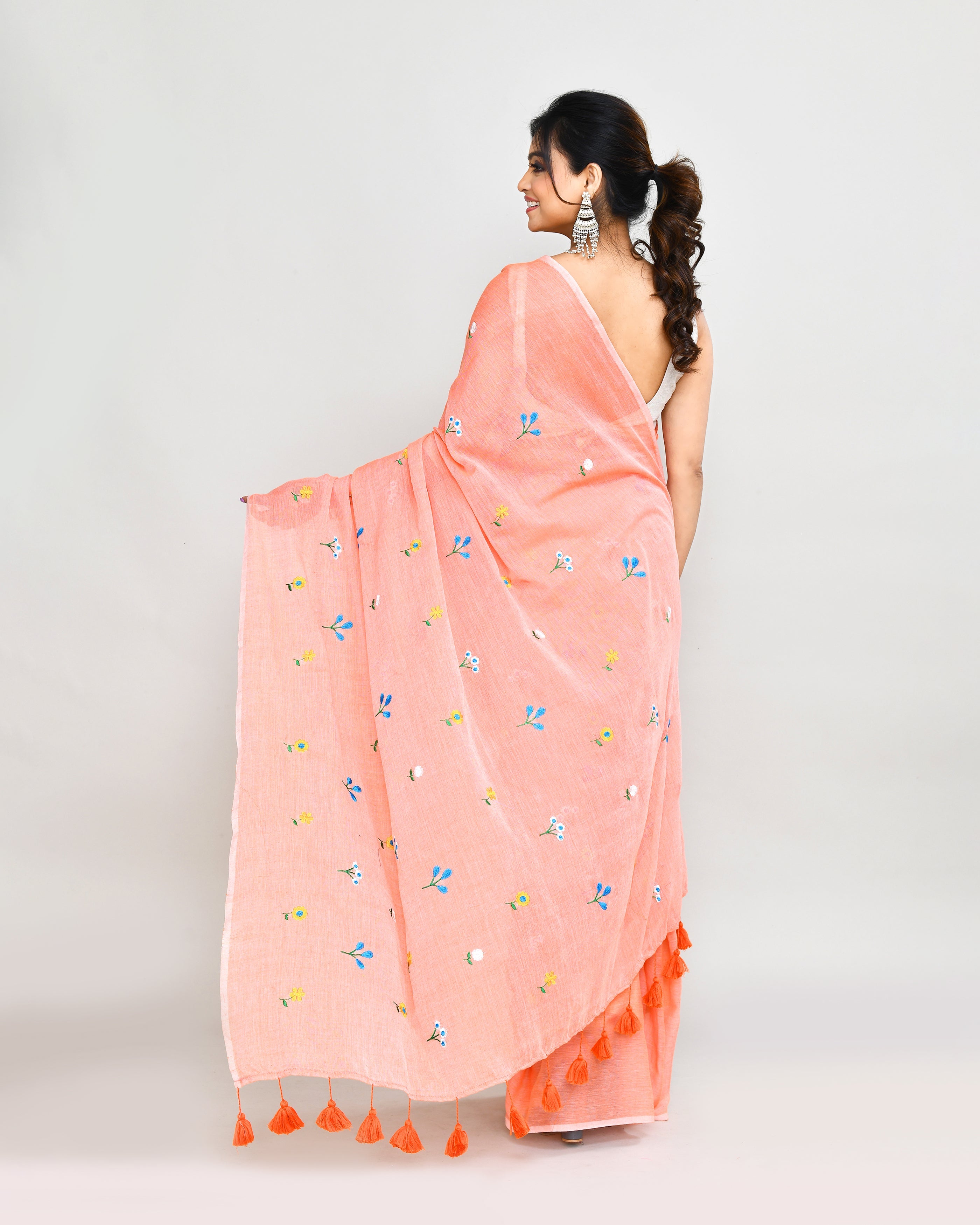 Women's Salmon Exclusive Embroidered Cotton Saree with Tassels