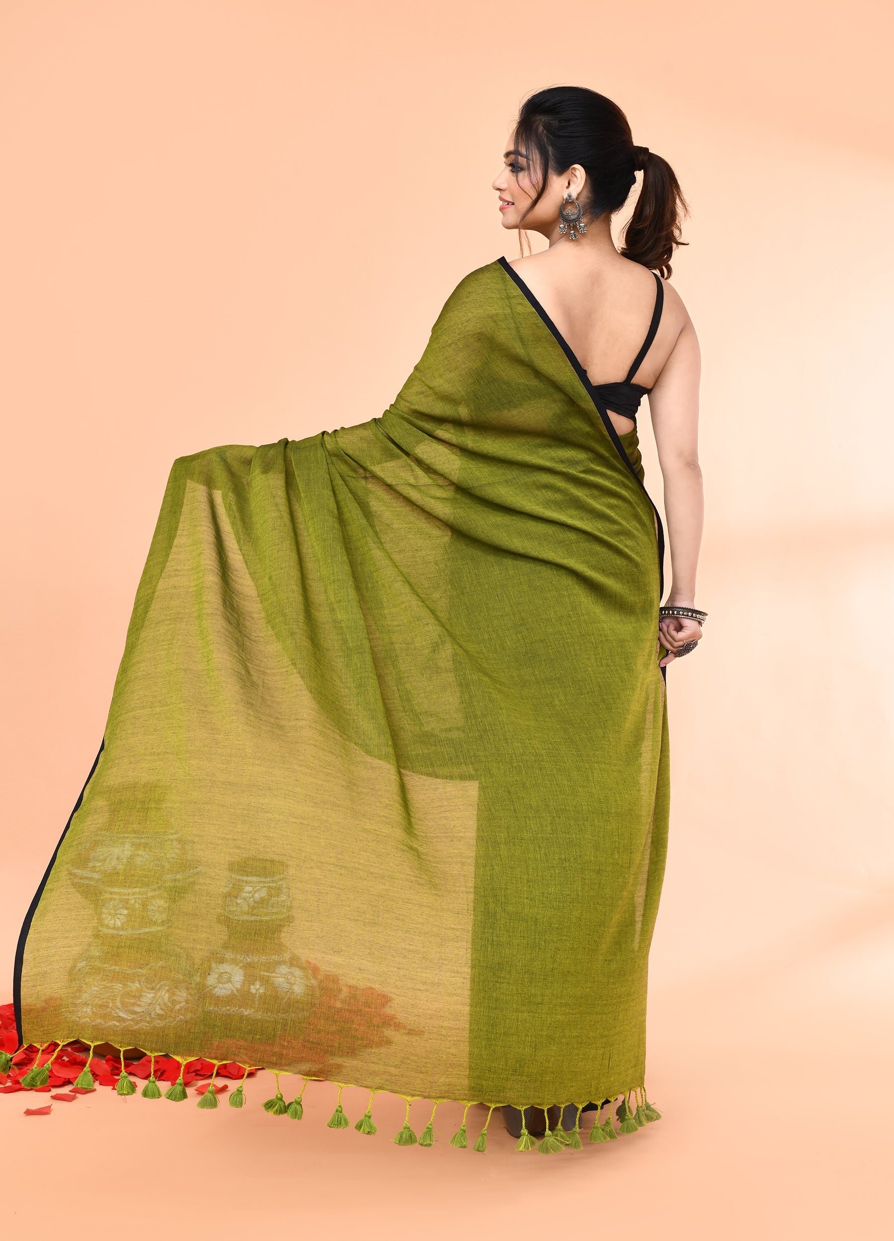 Olive Mulmul Cotton Saree with Tassel Details