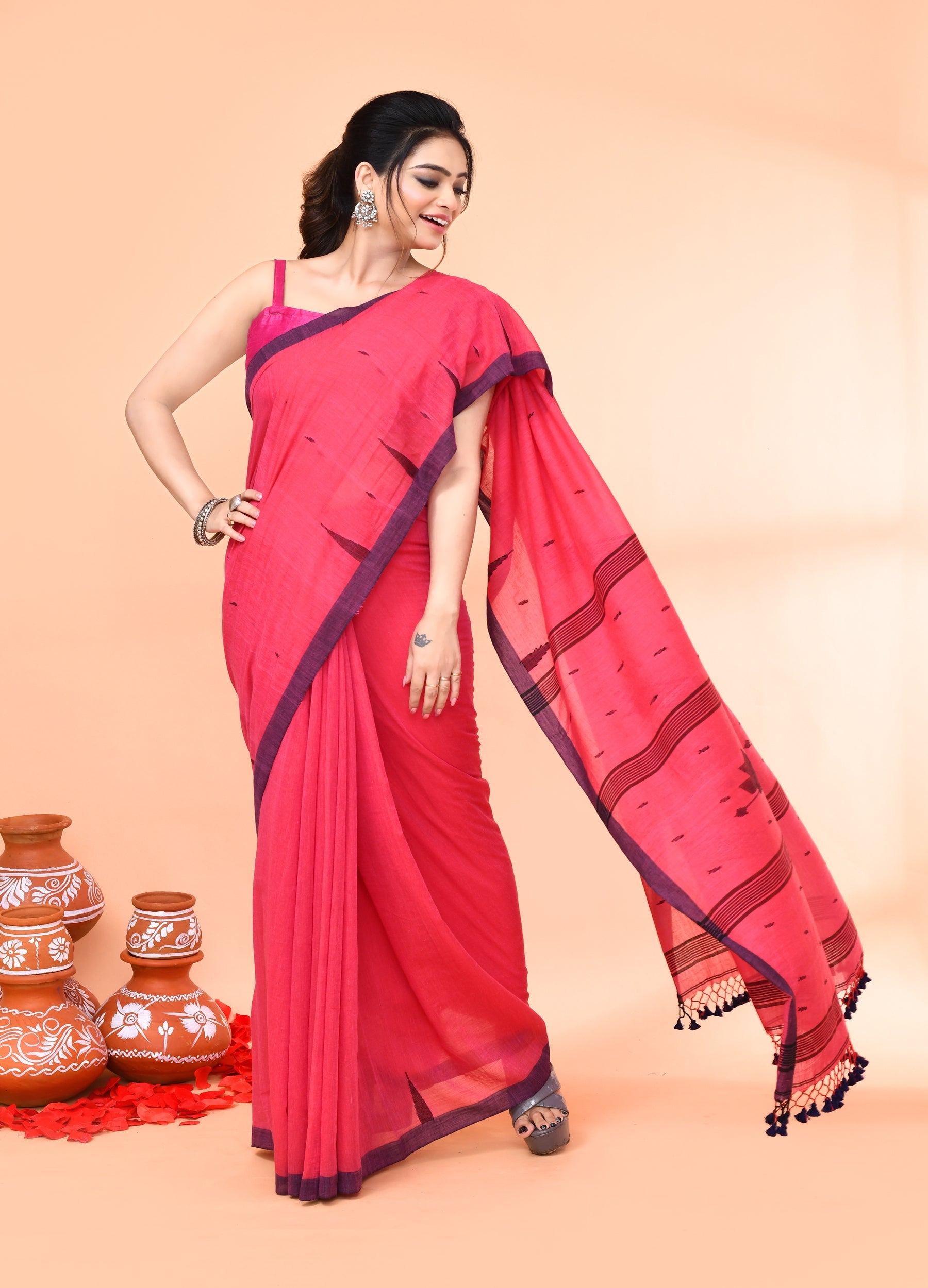 Piyari Fashion Women`s Pink Mul Cotton Handloom Jamdani Saree With Blouse