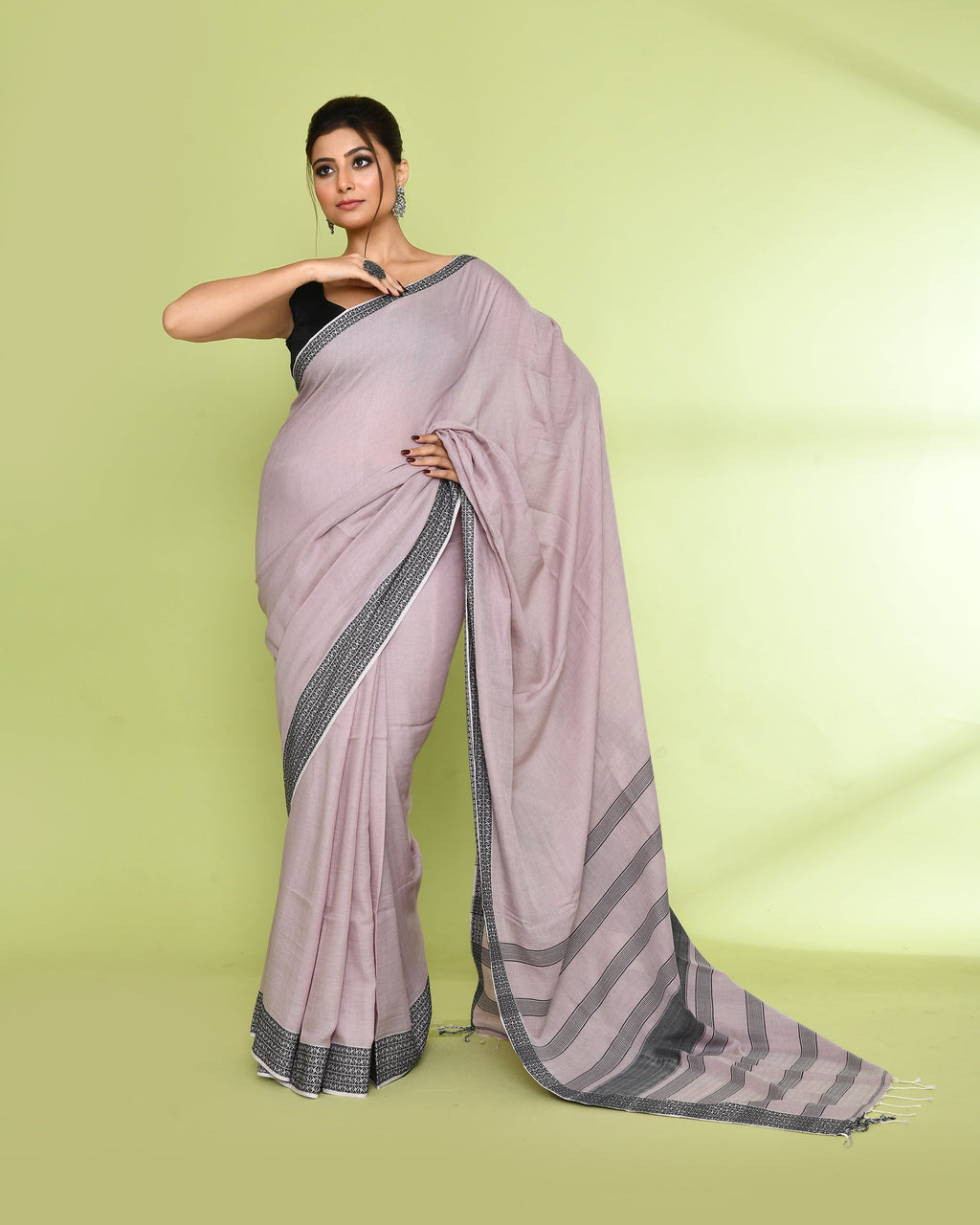 Alabaster cotton saree featuring elegant sequin embellishments