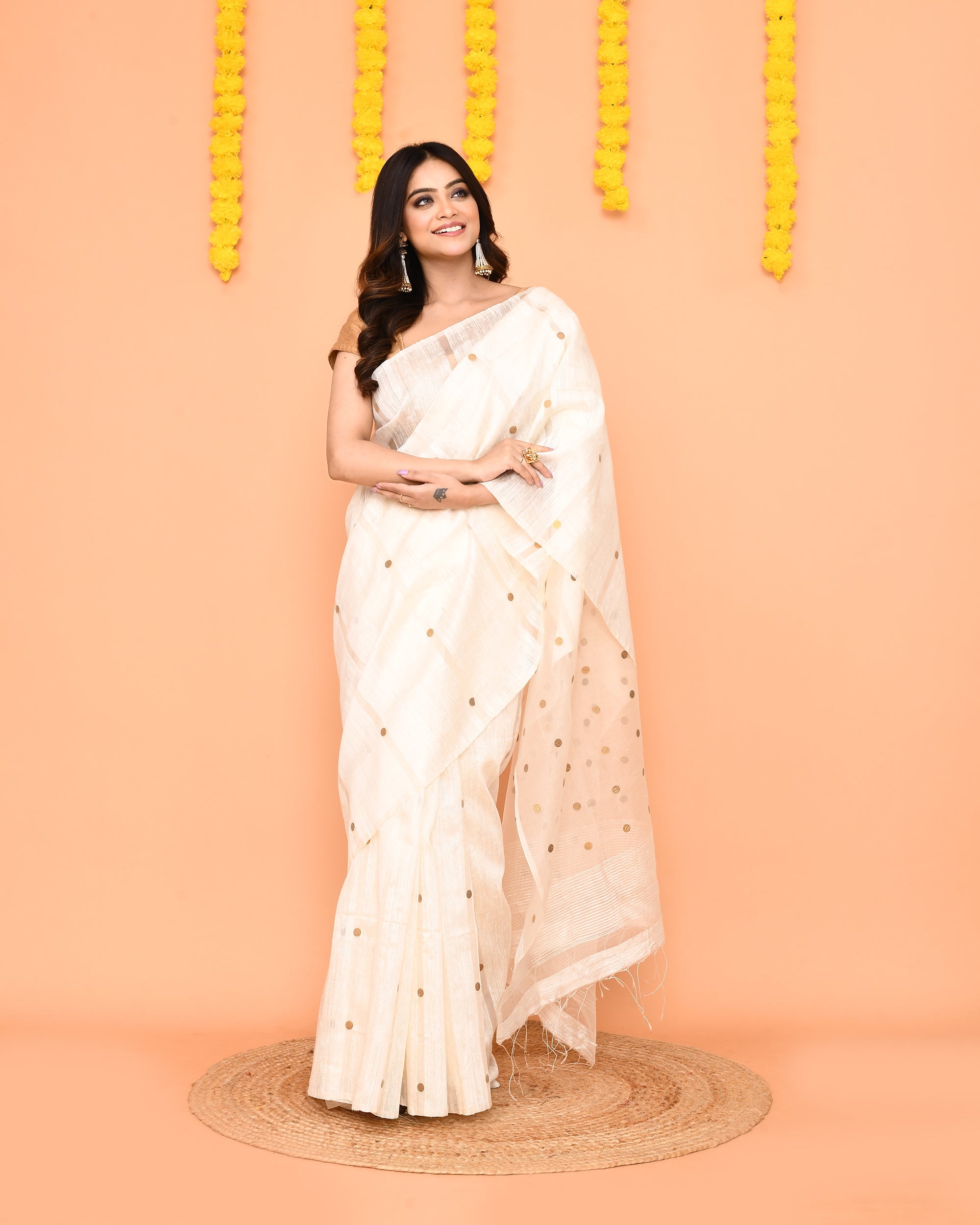 White Handwoven Matka Silk Jamdani Saree with Sequins