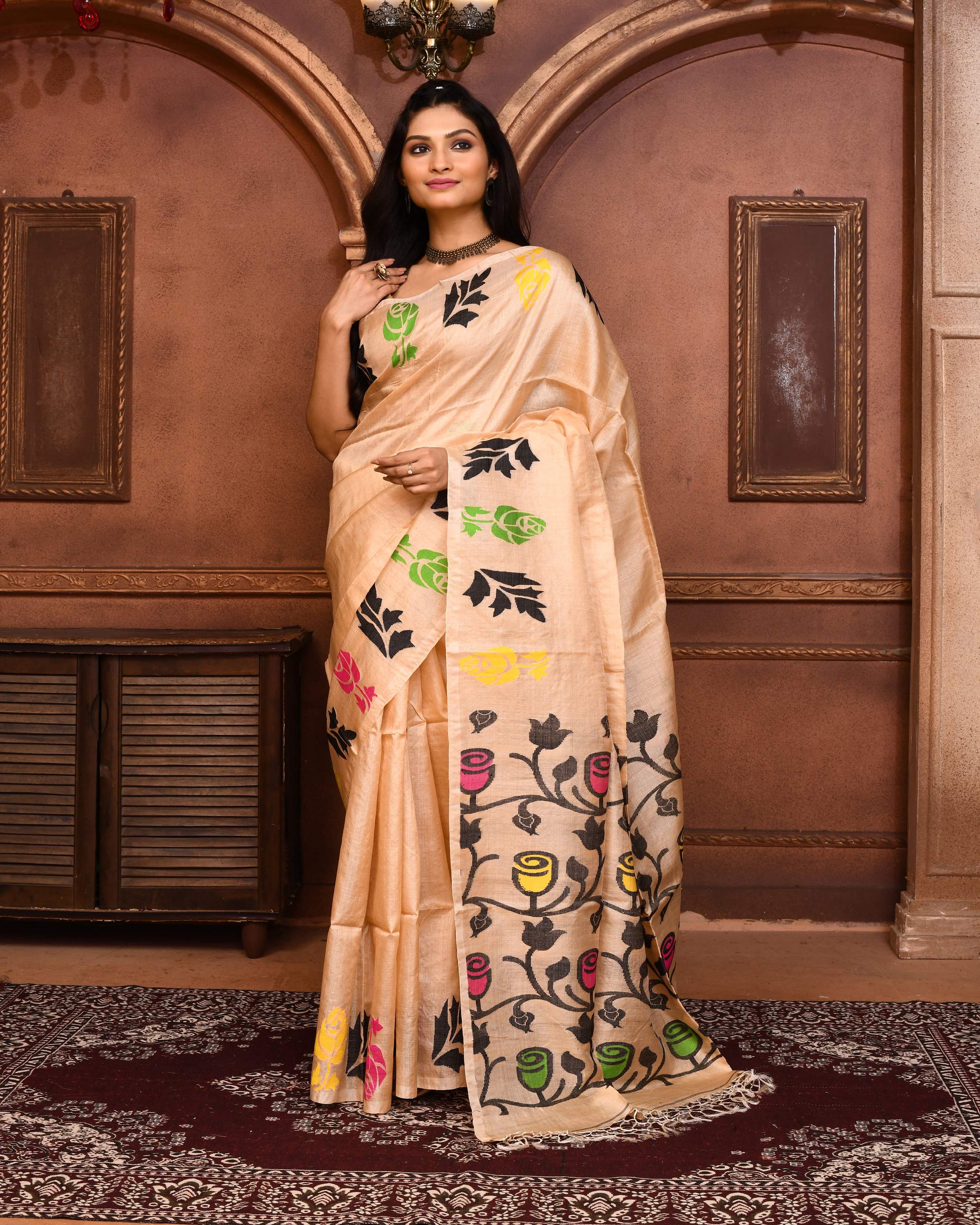 Beige Tussar silk Jamdani saree with sophisticated handwoven detail