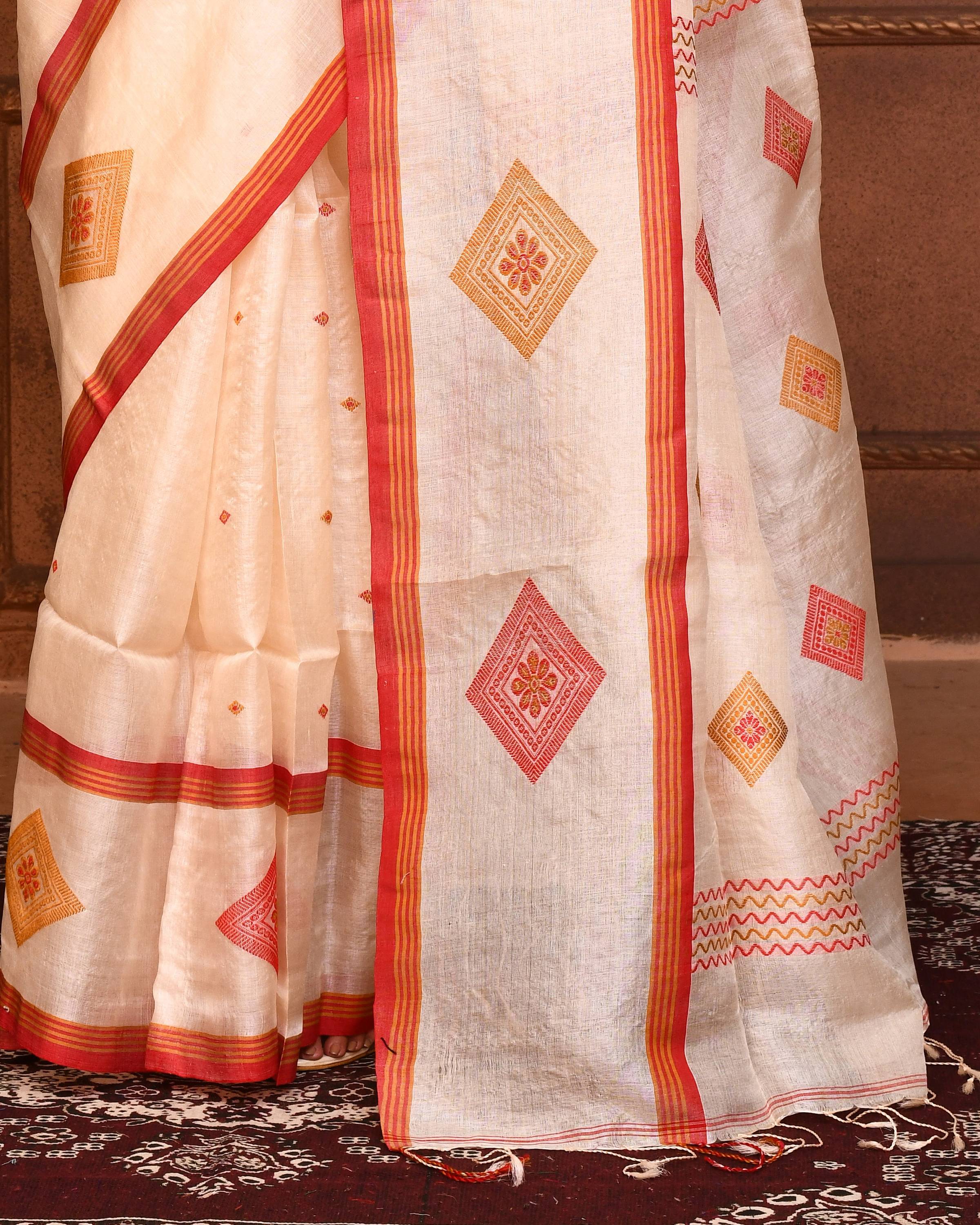 Off White Tussar Silk Jamdani Saree with Blouse Piece