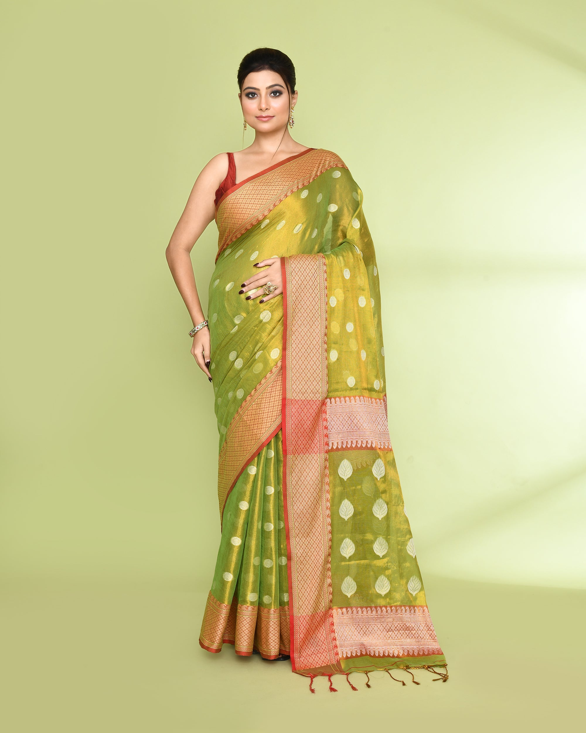 Parrot Green dual tone handloom tissue Jamdani saree with refined weave