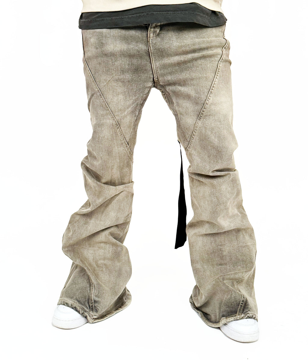 Wideboy Wolf Flare Denim in Grey Wash Heavyweight Japanese Denim - Image 4
