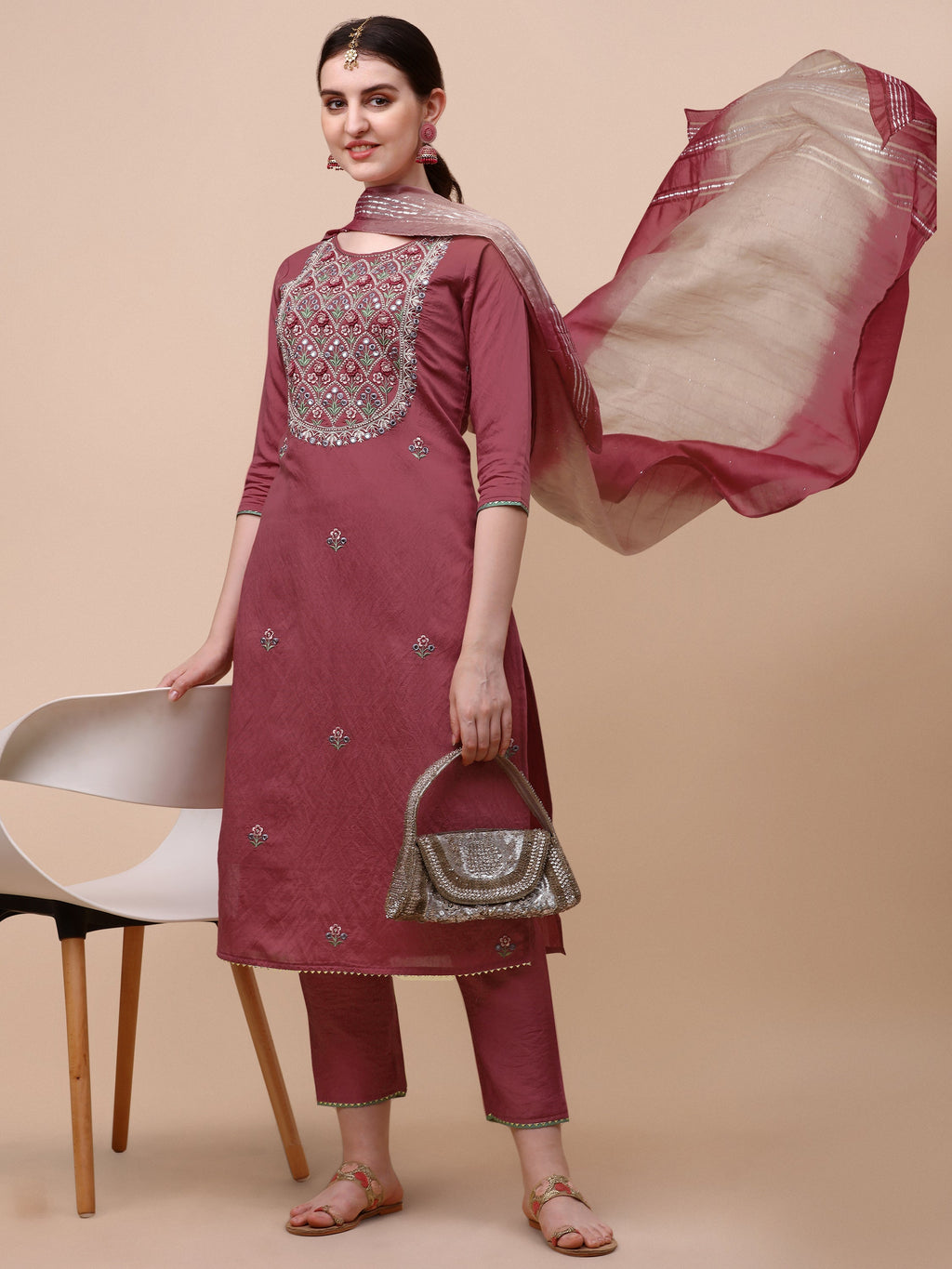 Hand embroidered pink Chanderi kurta with matching pant and dupatta set