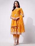 Close up of a Nayra cut kurta featuring intricate Chikankari embroidery and multicolor design.