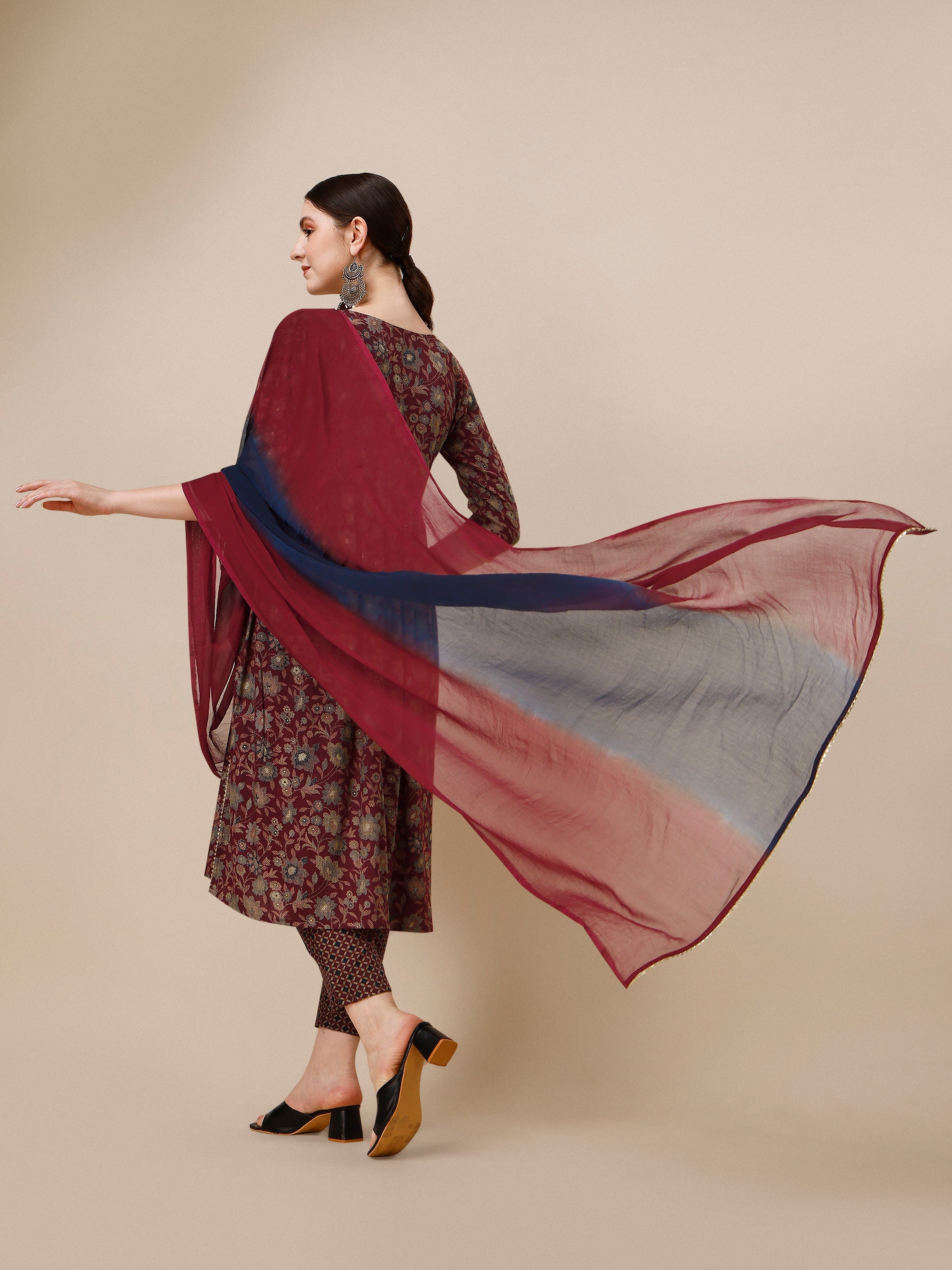 Multicolor Embroidered Kurta Set with Matching Pant & Dupatta