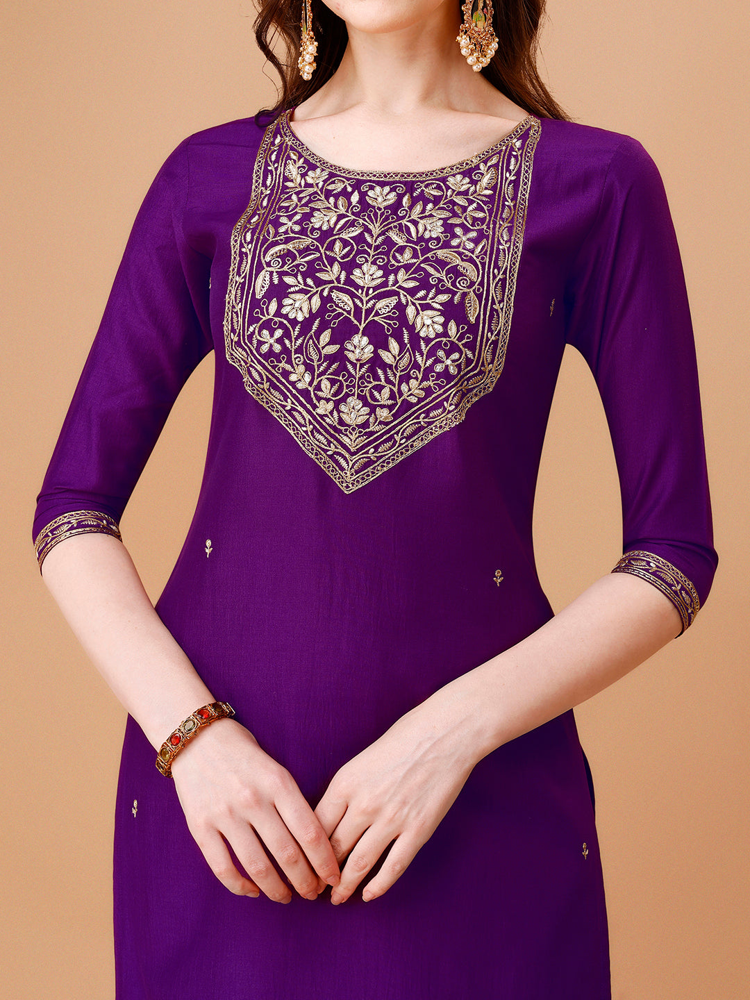 Embroidered Kurta Set with Printed Organza Dupatta, Multicolor