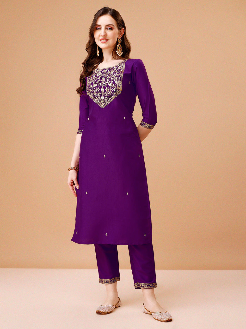 Embroidered Kurta Set with Printed Organza Dupatta, Multicolor