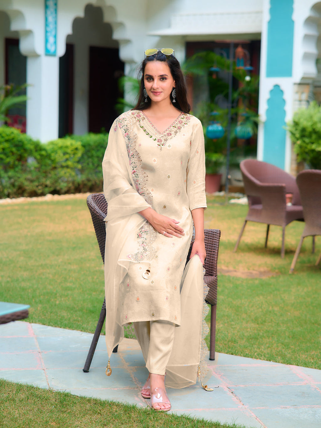 Cream Hand Embroidered Banarasi Jacquard Kurta Set