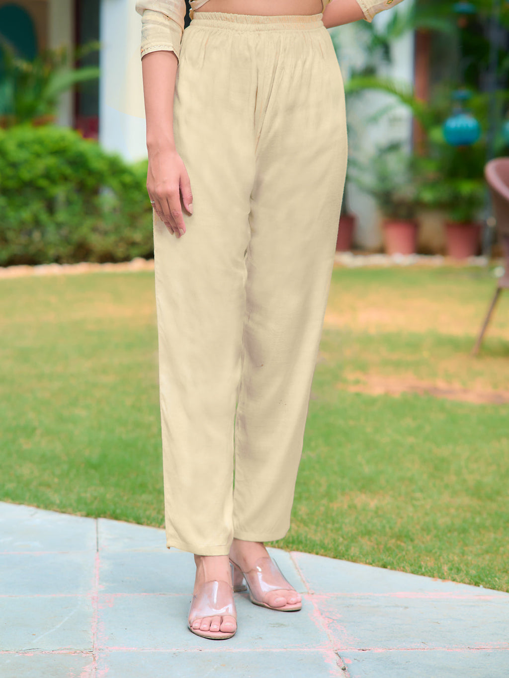 Cream Hand Embroidered Banarasi Jacquard Kurta Set