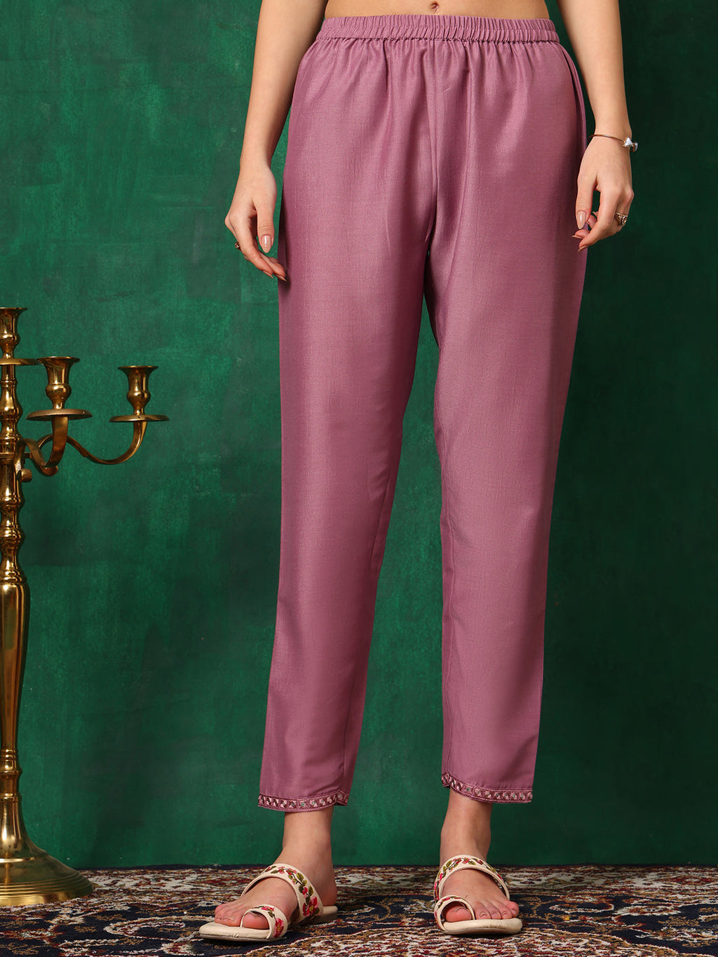 Lavender Mirror Embroidered Kurta Set with Dupatta