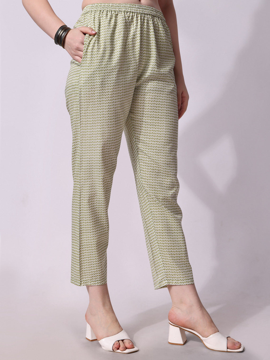 Green Printed Kurta Set with Pant and Dupatta - Rayon Ethnic Wear