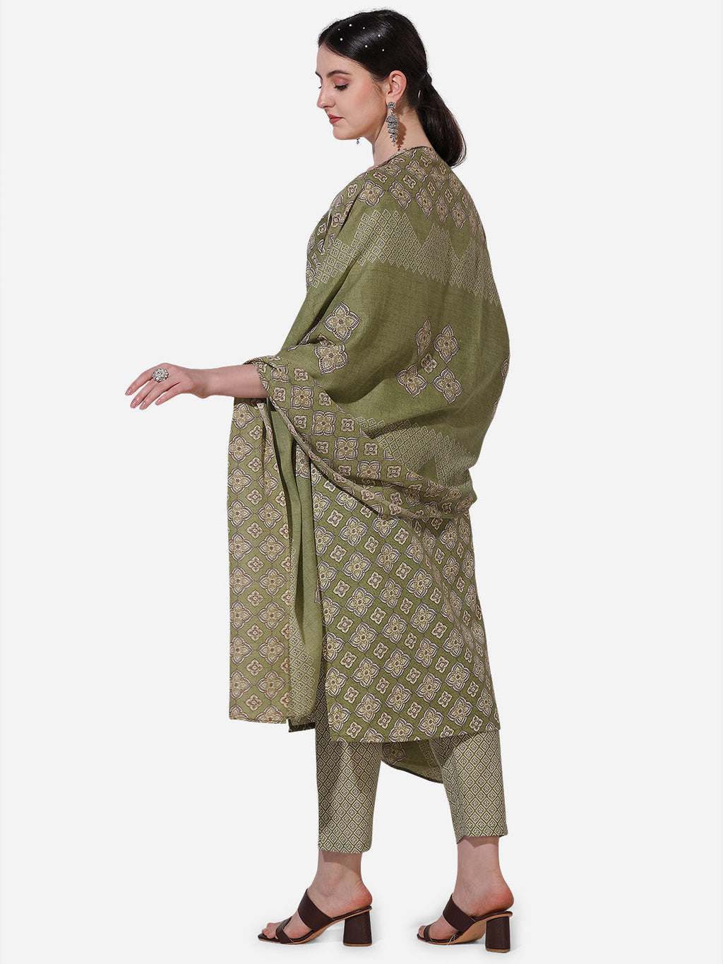 Multicolor Floral Printed Kurta Set with Pant and Dupatta