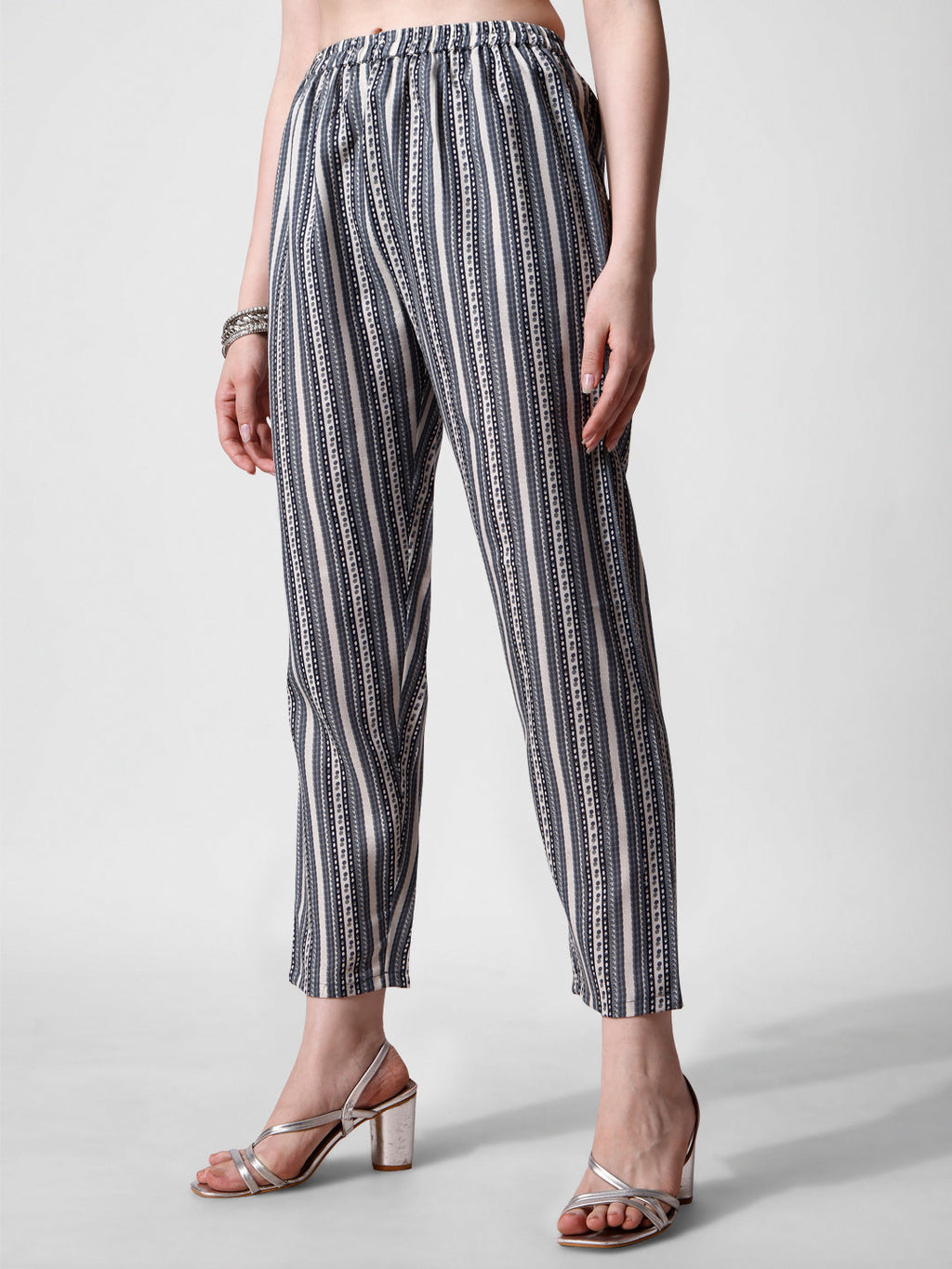 Printed Blue Kurta Pant and Dupatta Set for Women