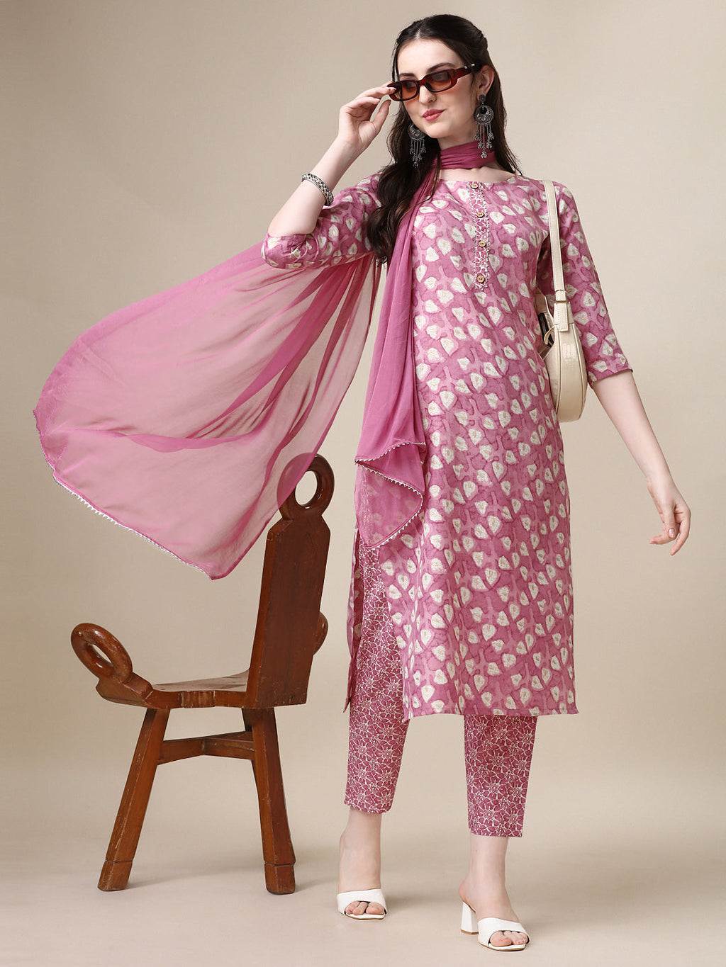 Multicolor printed rayon kurta set with 3/4th sleeves and matching pant and dupatta