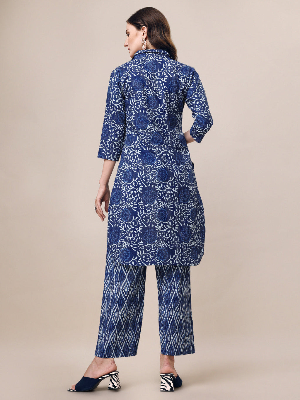 Multicolor Printed Collar Kurta and Pant Co-Ord Set