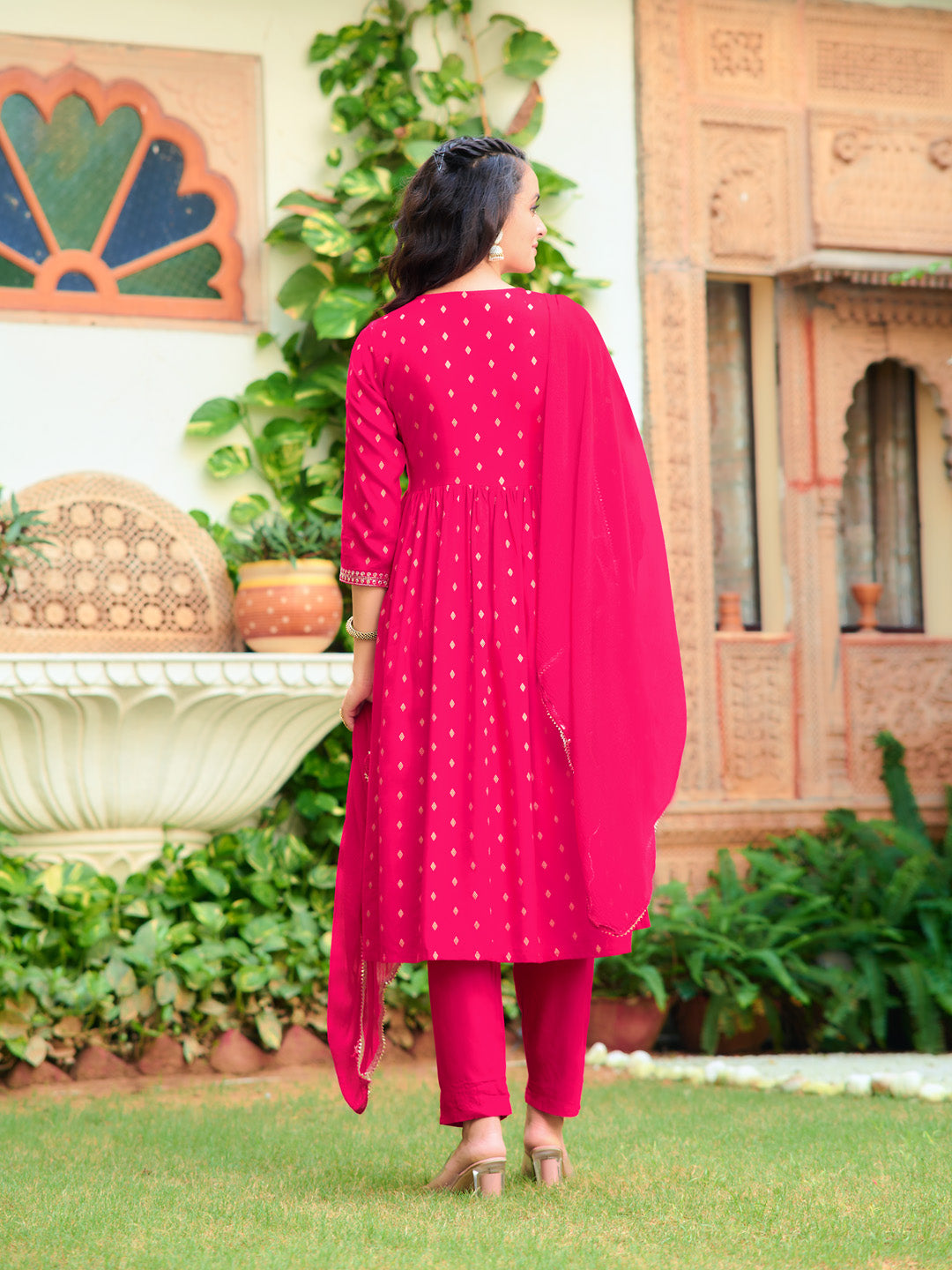 Pink Nyra Cut Hand Embroidered Kurta Set with 3/4th Sleeves