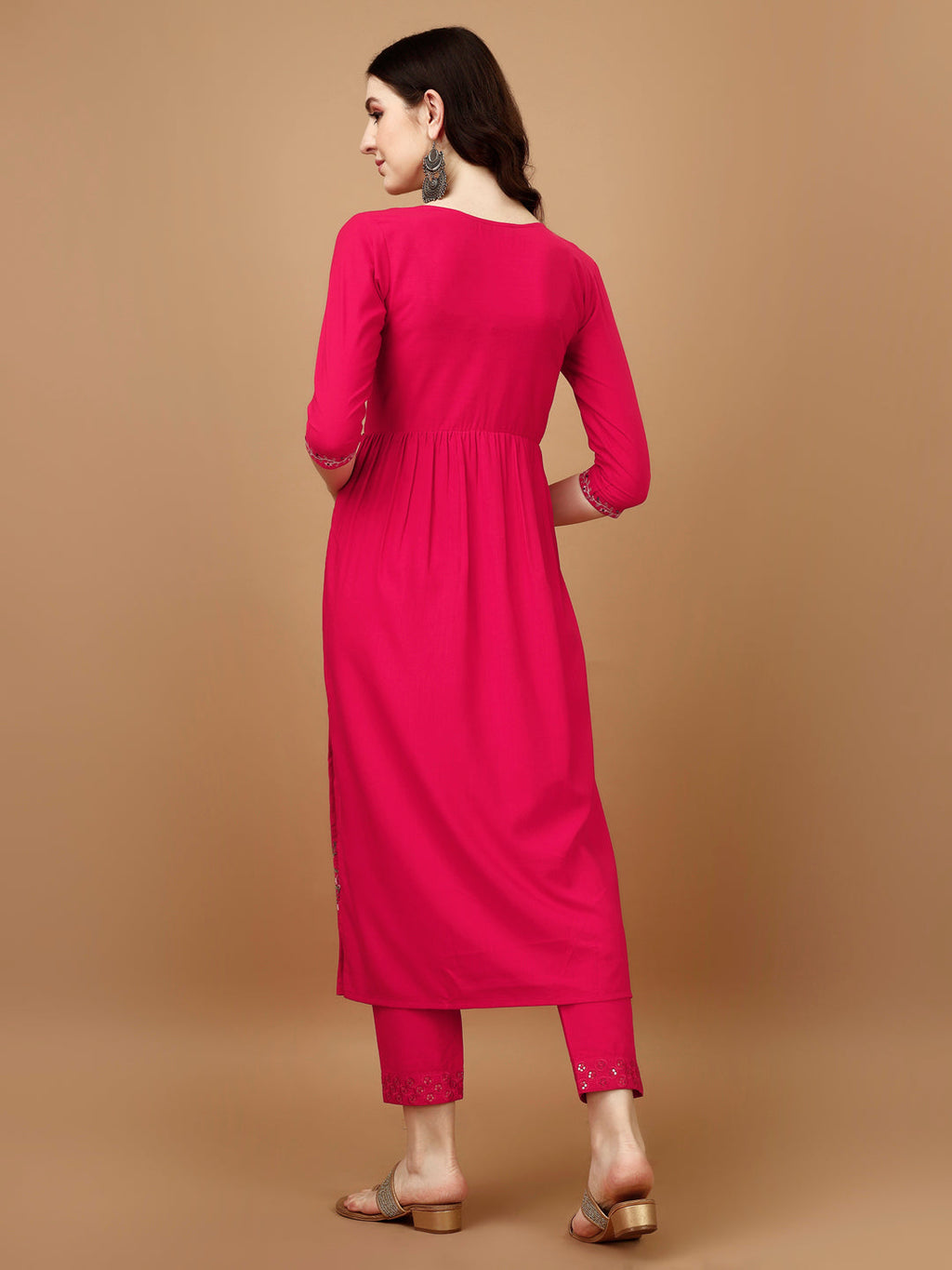 Nyra Cut Embroidered Kurta Set with Organza Dupatta, Multicolor