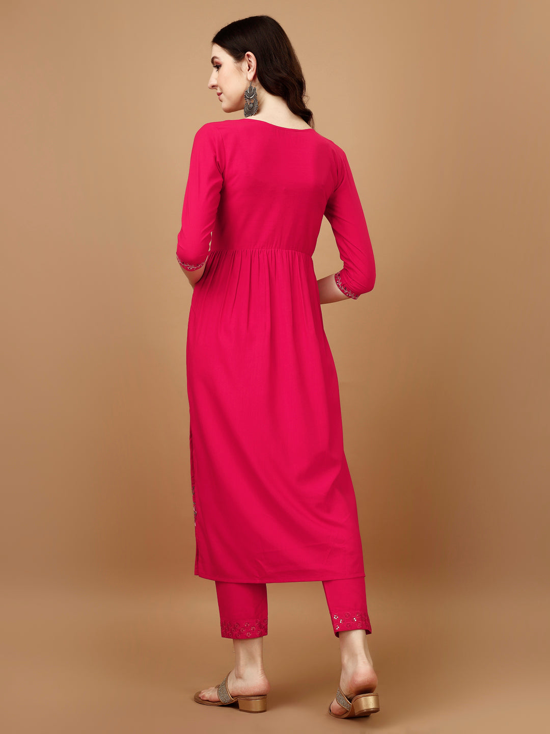 Nyra Cut Embroidered Kurta Set with Organza Dupatta, Multicolor