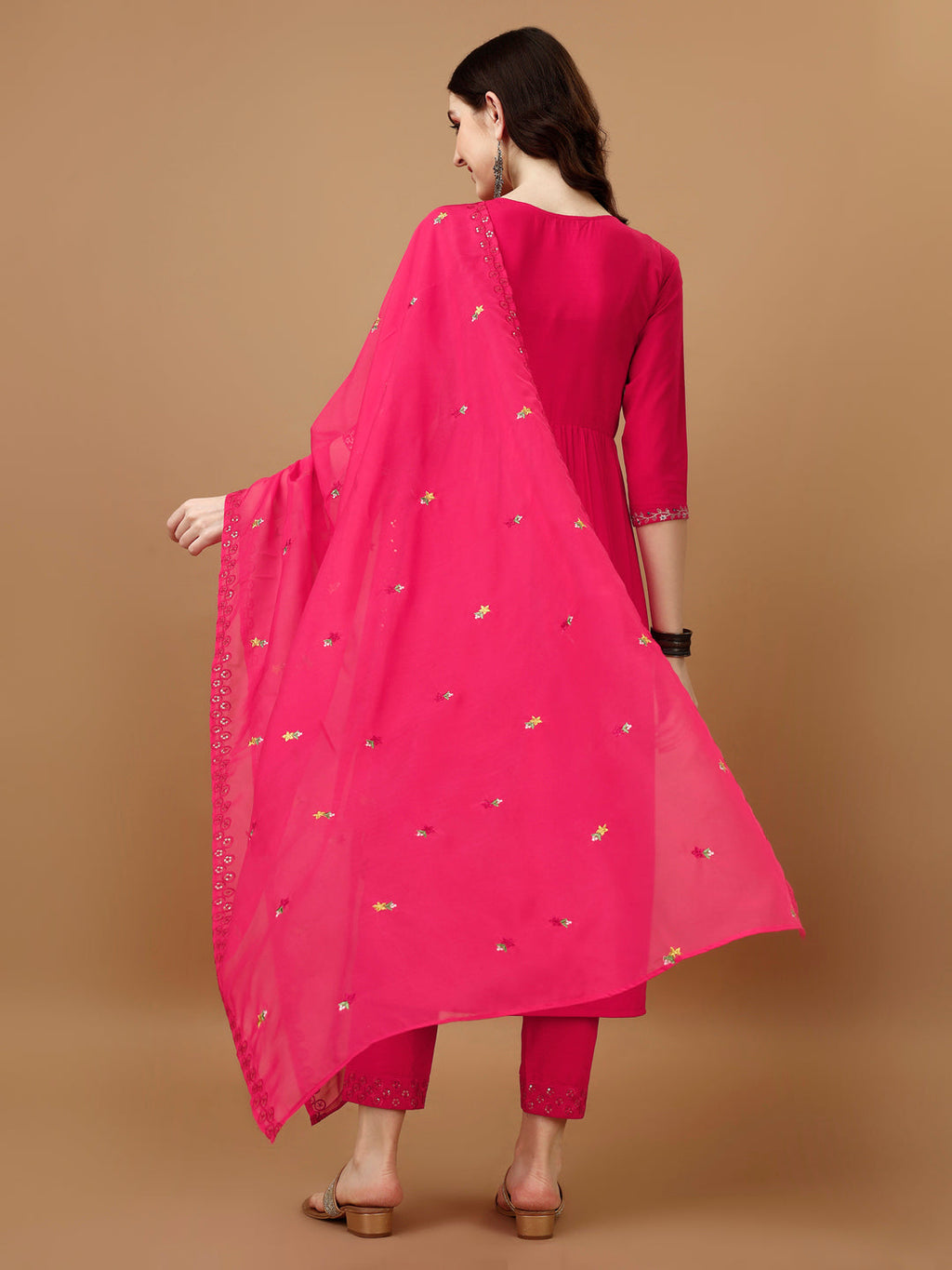 Nyra Cut Embroidered Kurta Set with Organza Dupatta, Multicolor
