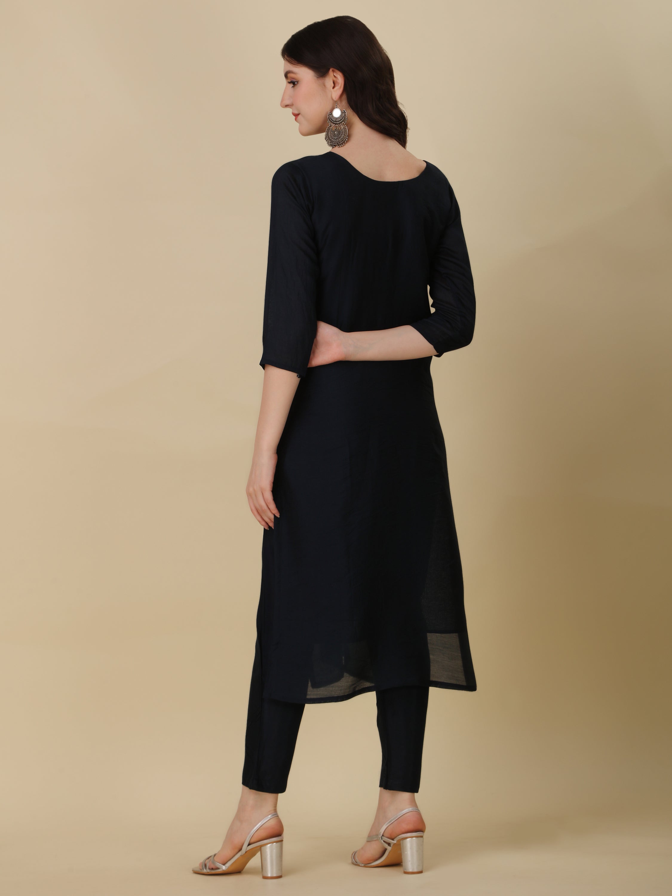 Multicolor Hand Embroidered Kurta Set with Dupatta and Pants