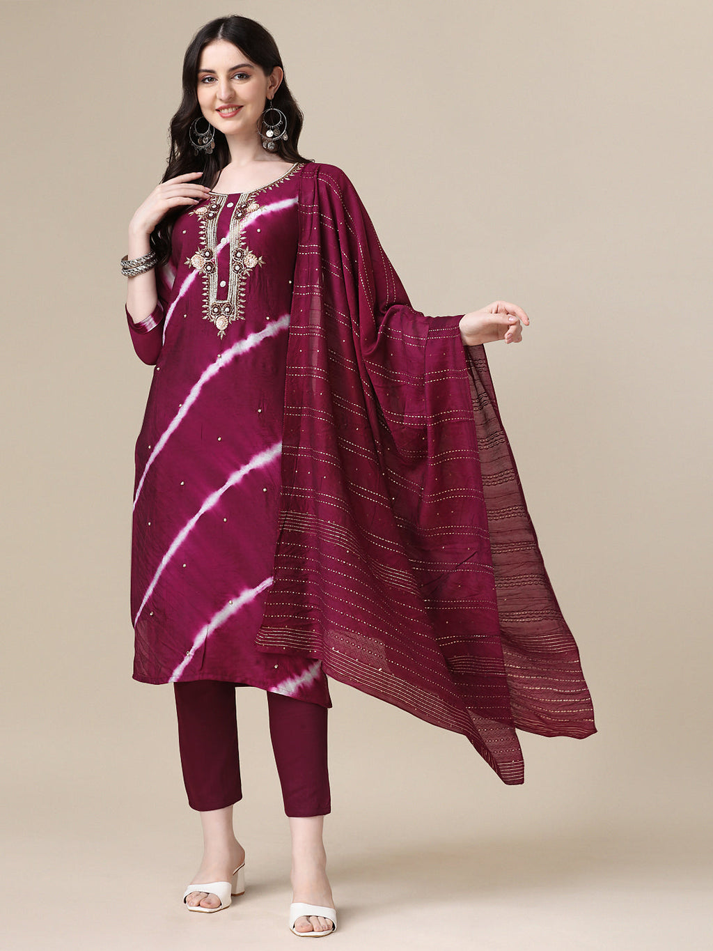 Leheriya printed and hand embroidered multicolor kurta set