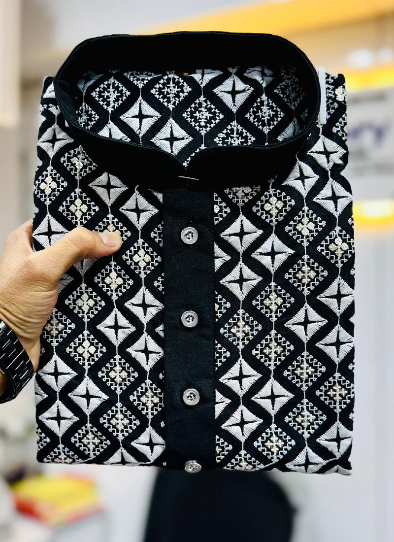 Men's Black Silk Kurta with Intricate Embroidered Thread Work