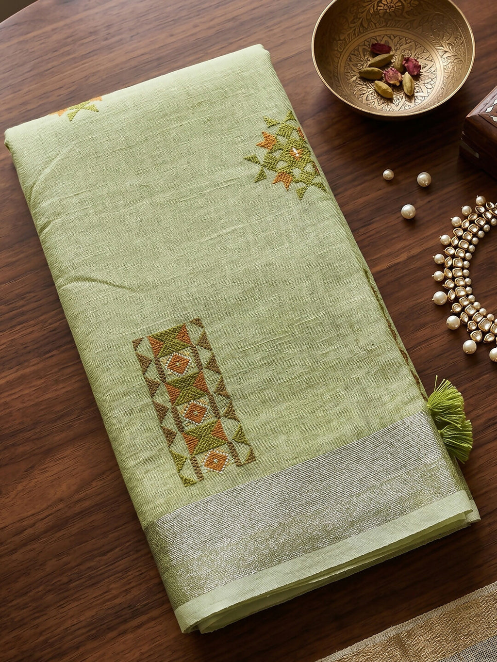 Pista Green Linen Saree with Matching Linen Blouse Piece