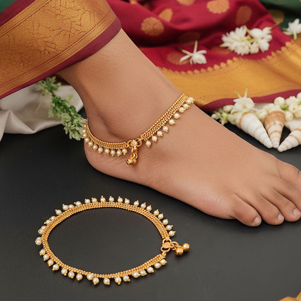 Premium high gold bridal anklet payal with clustered pearls and stone detailing for women and girls.