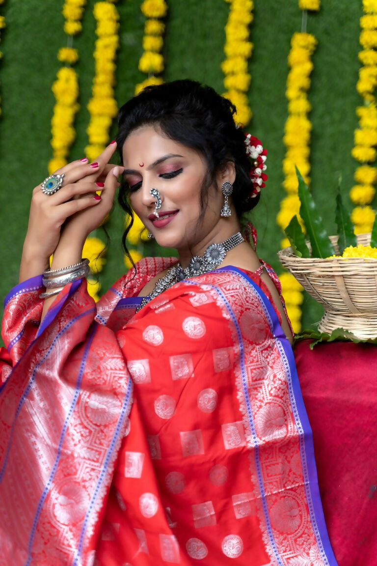Red Soft Handloom Silk Zari Woven Saree with Matching Blouse