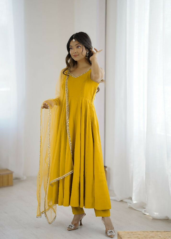 Yellow Chanderi Kurta Set with Sequence Embroidery 3-Piece Outfit