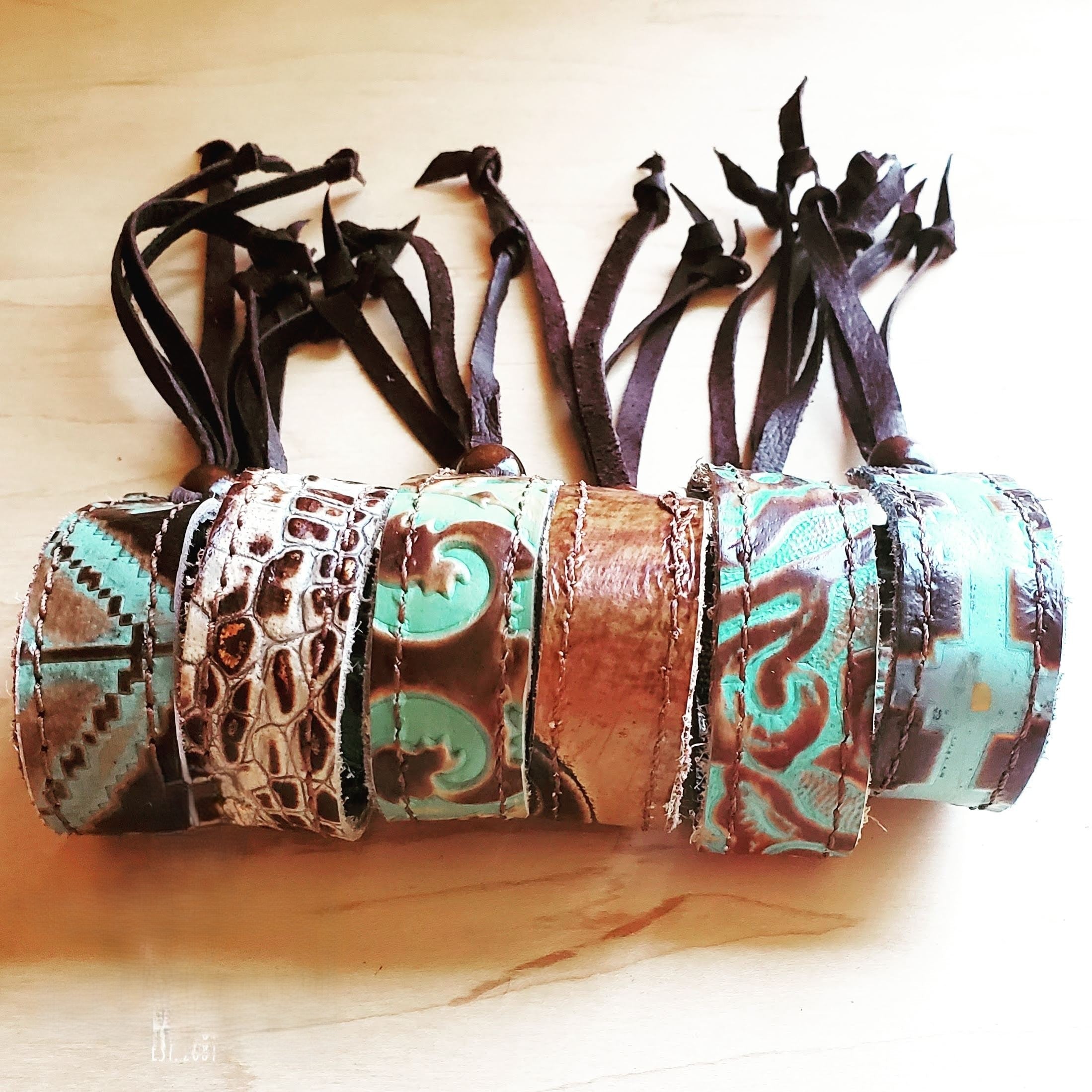 Women's Narrow Leather Cuff Bracelet Turquoise