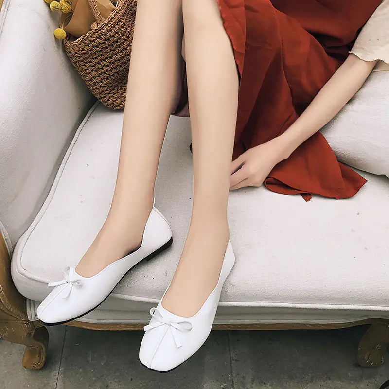 New Women's Flat Shoes - Winter Faux Leather Style