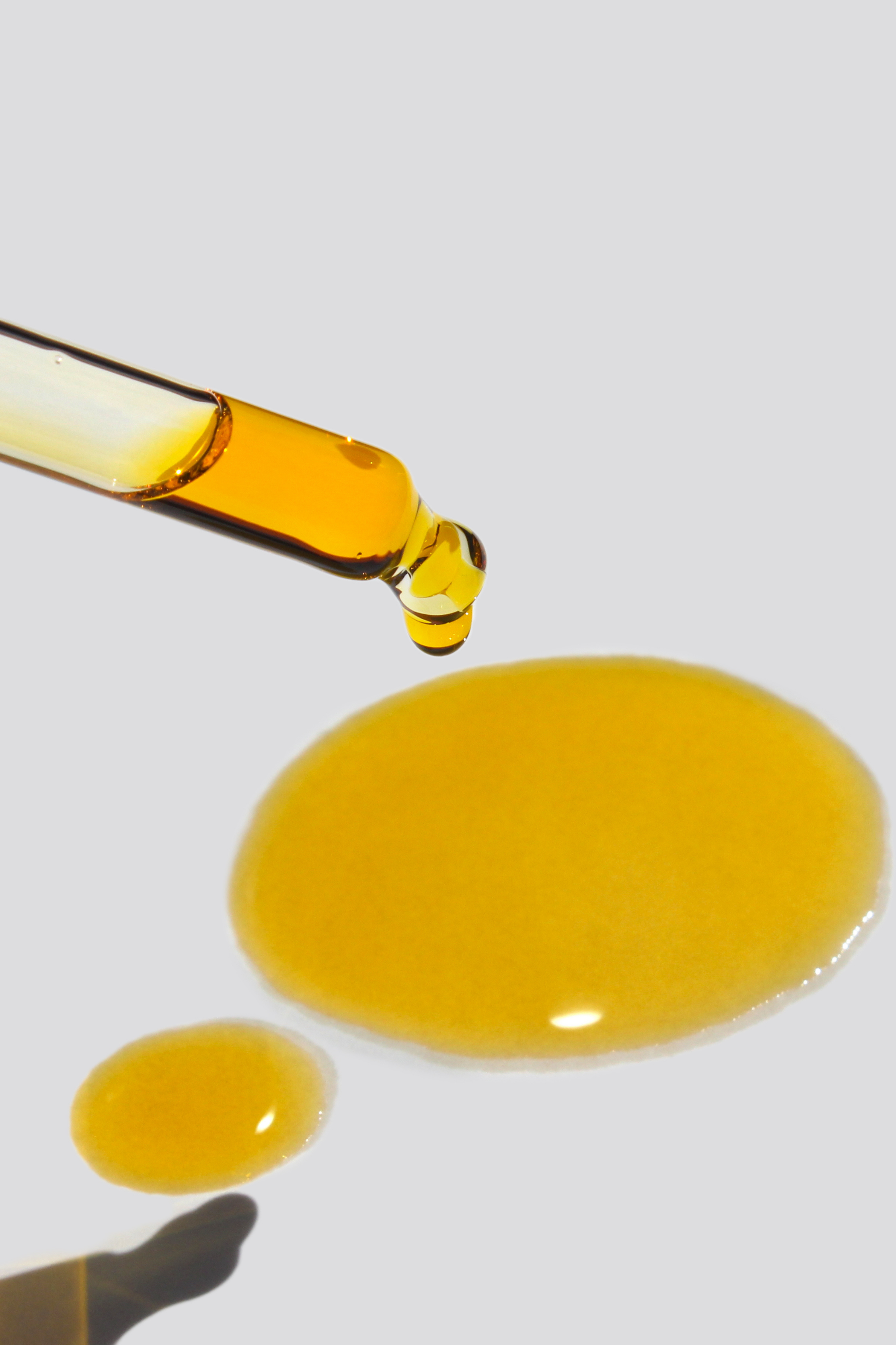 Hibiscus Nectar Radiant Glow Face Oil for Normal Skin - Image 4