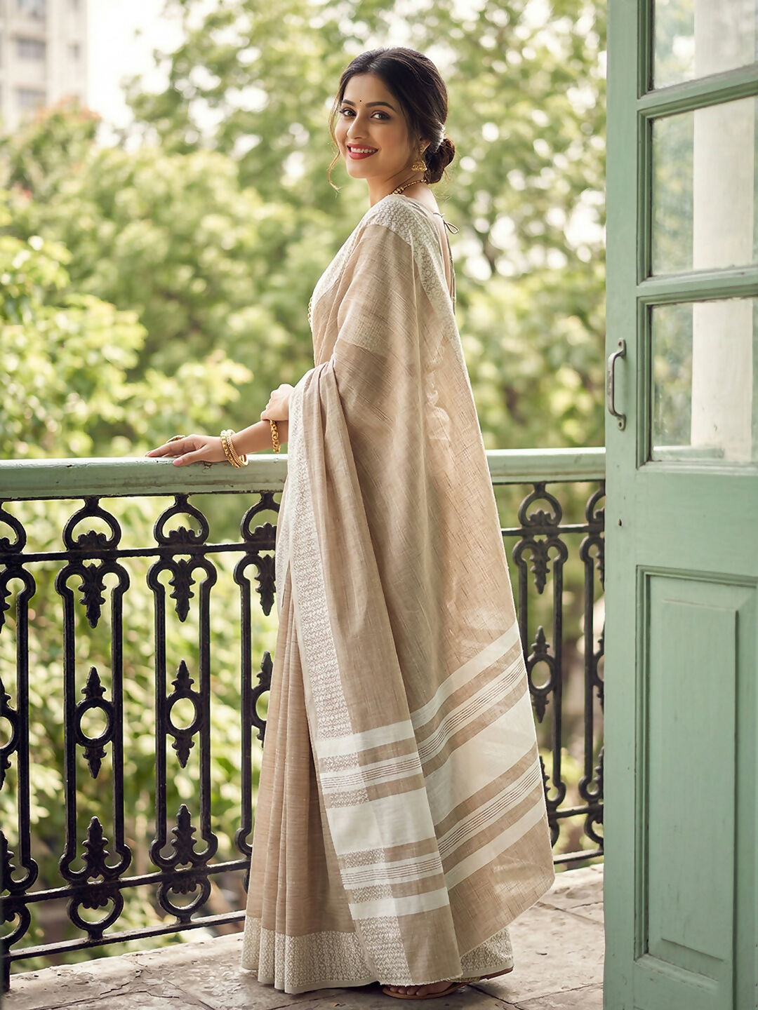 Lite Brown Linen Saree with Matching Blouse Piece