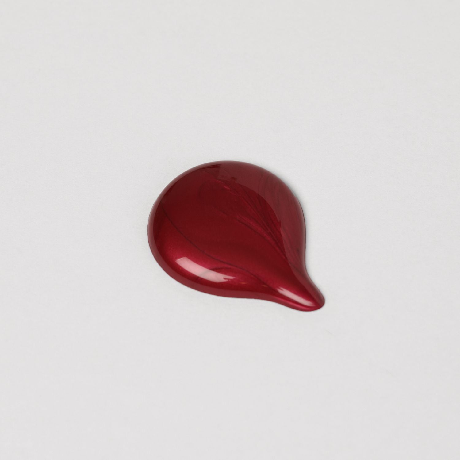 High-Shine Vegan Lip Gloss Wand for Nourished Lips