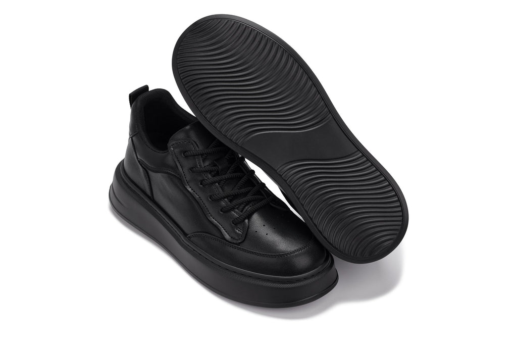 CALTO - Q430 - 2.6 Inches Taller Lightweight (Black/Black Sole) - Chunky Sole Sneakers