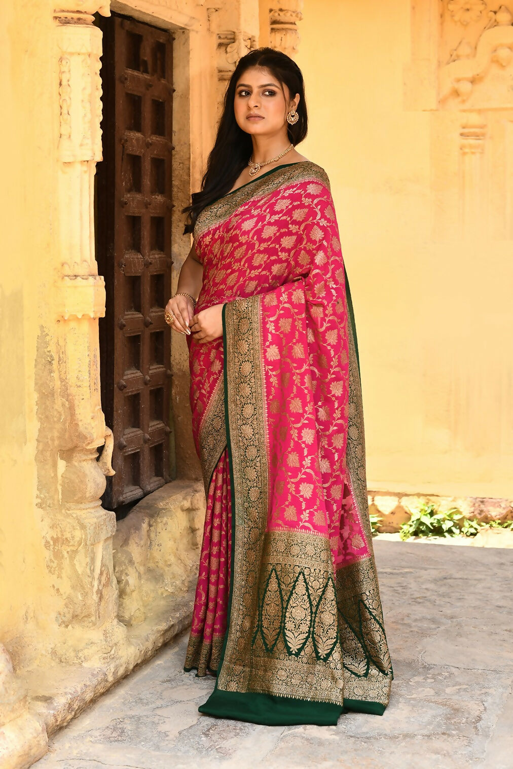 Pink Crepe Chiffon Pure Handloom Banarasi Silk Saree