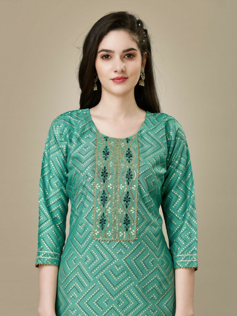 Women's Pista Green Rayon Straight Kurta and Pant Set